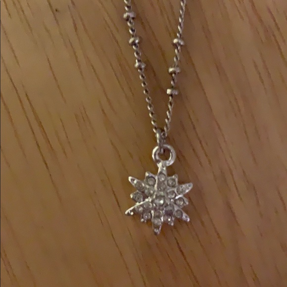 Lauren Conrad snowflake necklace - Picture 2 of 3